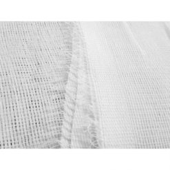 fralda de pano branca para bebê